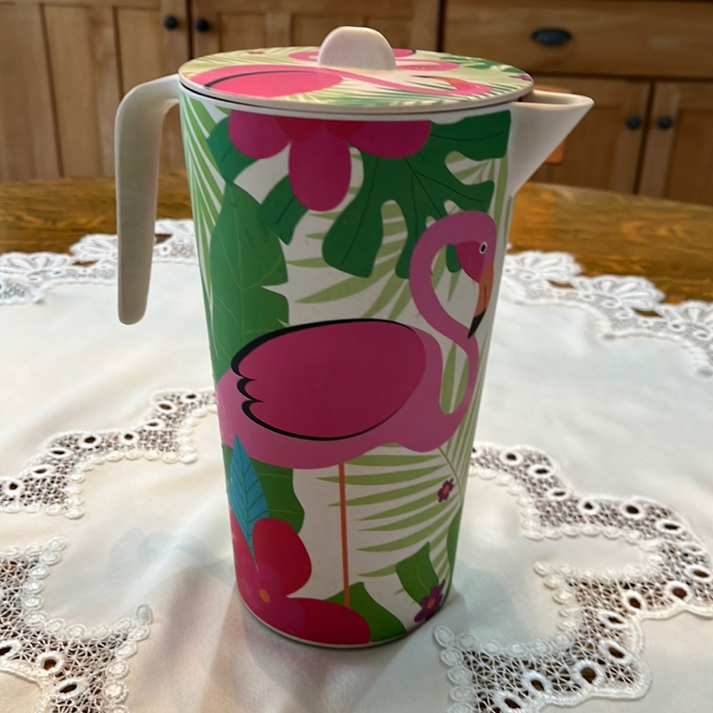 Flamingo drinking pitcher